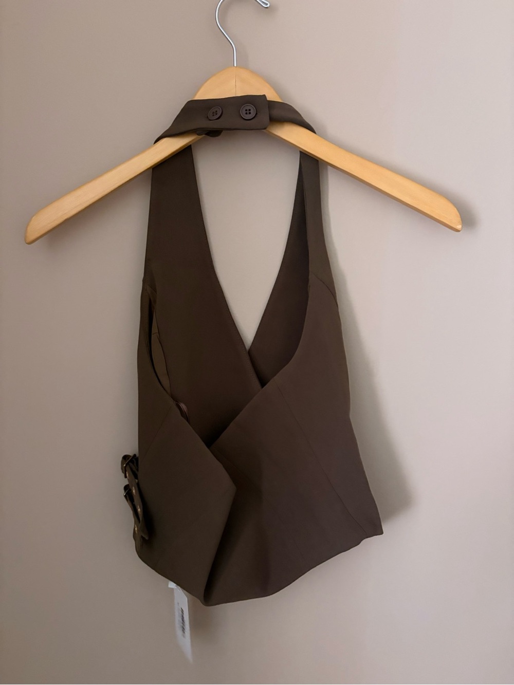 Vestique Halter Wrap Top in Chocolate Brown with gold bucket details NWTs Sz Sm - Picture 4 of 6